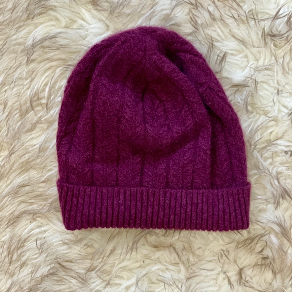 Garnet Hill Cashmere Hat 💕